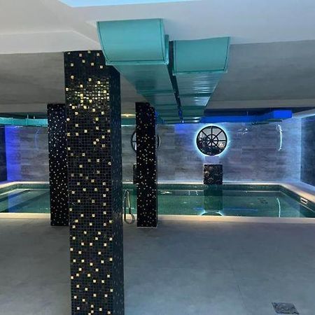 Hn Lux & Spa เวลิโก กราดิชเต ภายนอก รูปภาพ